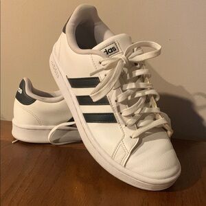 adidas Women's White and Black Sneakers